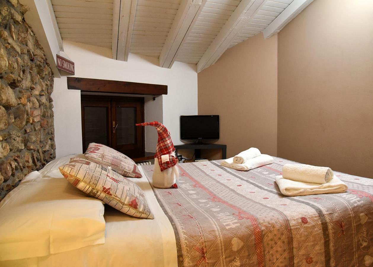 Bed and Breakfast Prigioni House Пескьера-дель-Гарда Экстерьер фото